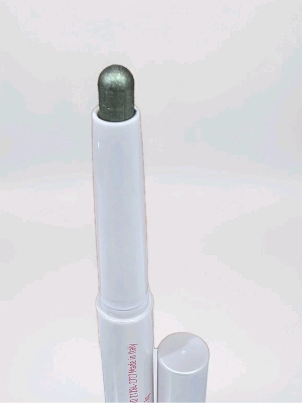 2 MALLY  Eyeshadow Stick Green
NWOB - Picture 2 of 6